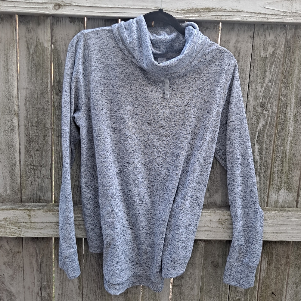 ❗Old Navy Active Go-Dry Pullover